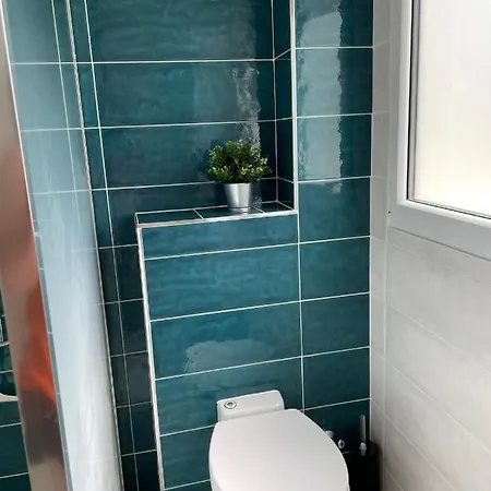 Magnifique Climatise De 87m², A 100m De La * Antibes