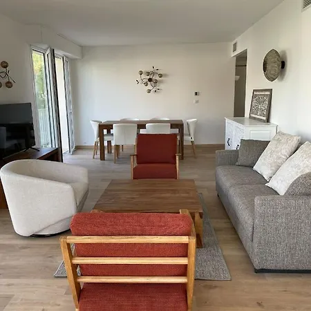 Apartmán Magnifique Climatise De 87m², A 100m De La *