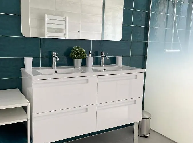 Appartement Magnifique Climatisé De 87m², à 100m De La Antibes