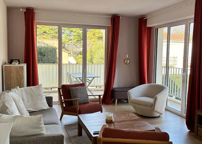 Magnifique Climatisé De 87m², à 100m De La * Antibes